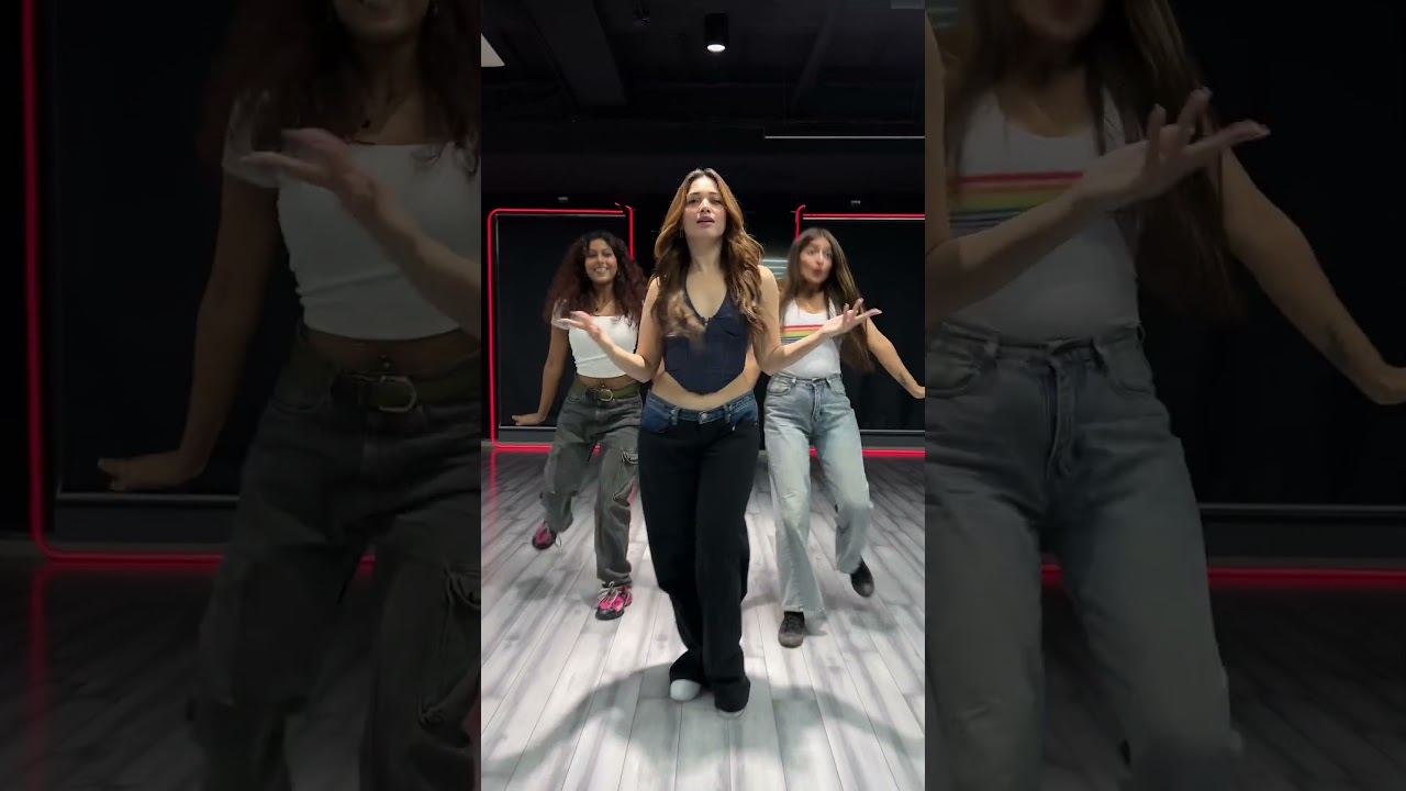 Here&rsquo;s the Hookstep of #Kaavaalaa ❤️&zwj;🔥 #anirudh #jailer #rajinikanth #shorts #tamannaah #kaavaalaa