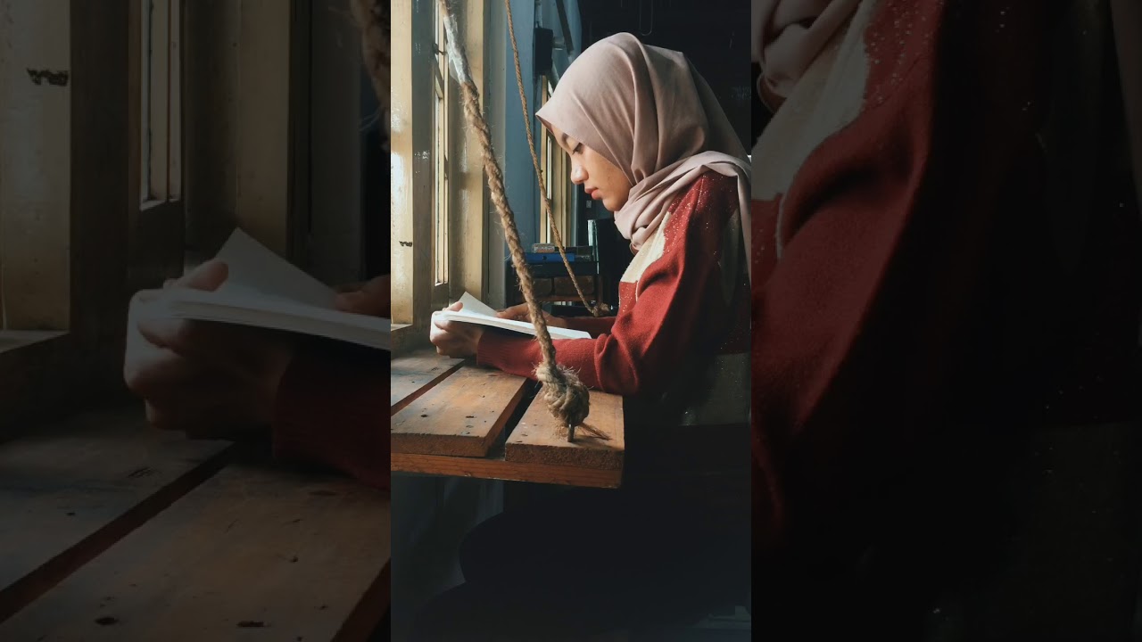 Berkarya.