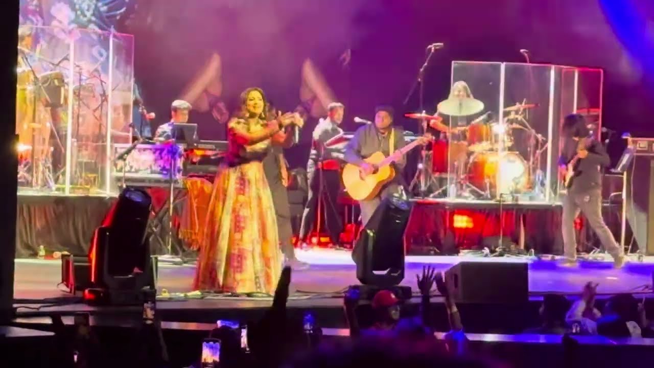 Dhol Baje | Shreya Ghoshal live in concert | Rosemont Theater | Oct 2023