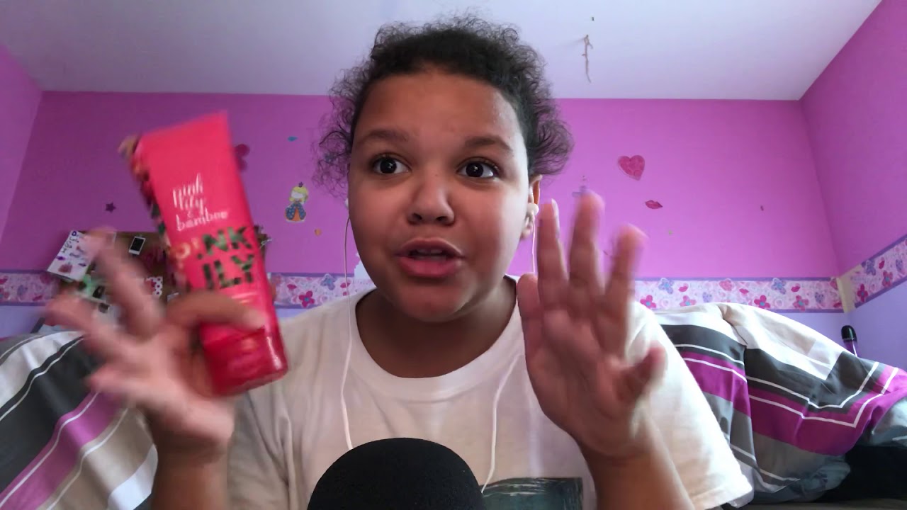 ASMR- skin rubbing| arm and hand rubbing with lotion