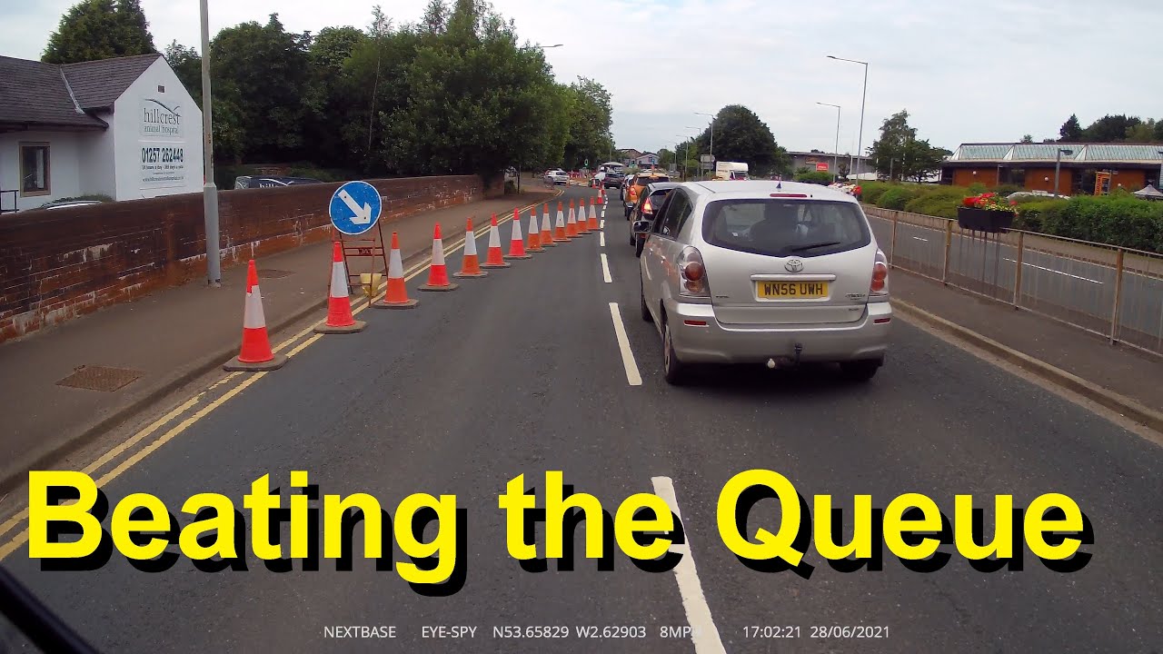 Beating the traffic queue. The correct way