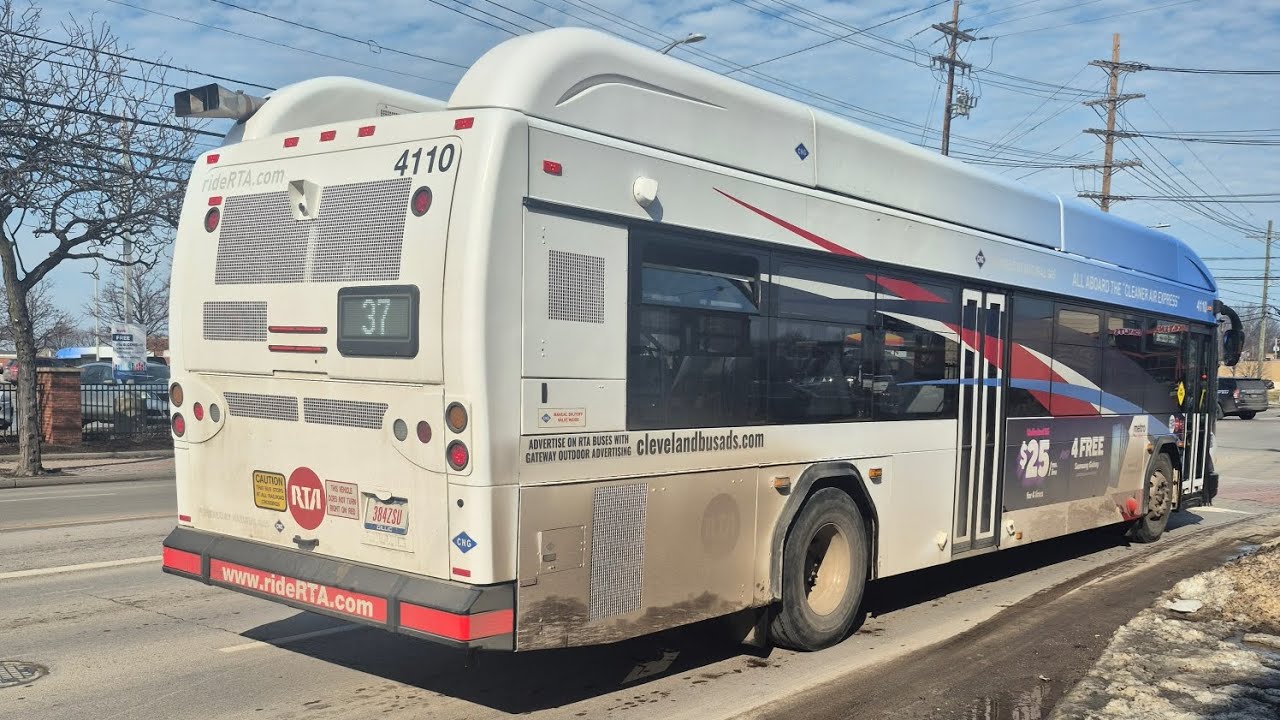 RTA Full Ride, Rt 37 Hayden - East 185th to Shore Center #4110 2023 Gillig BRT+CNG 40'