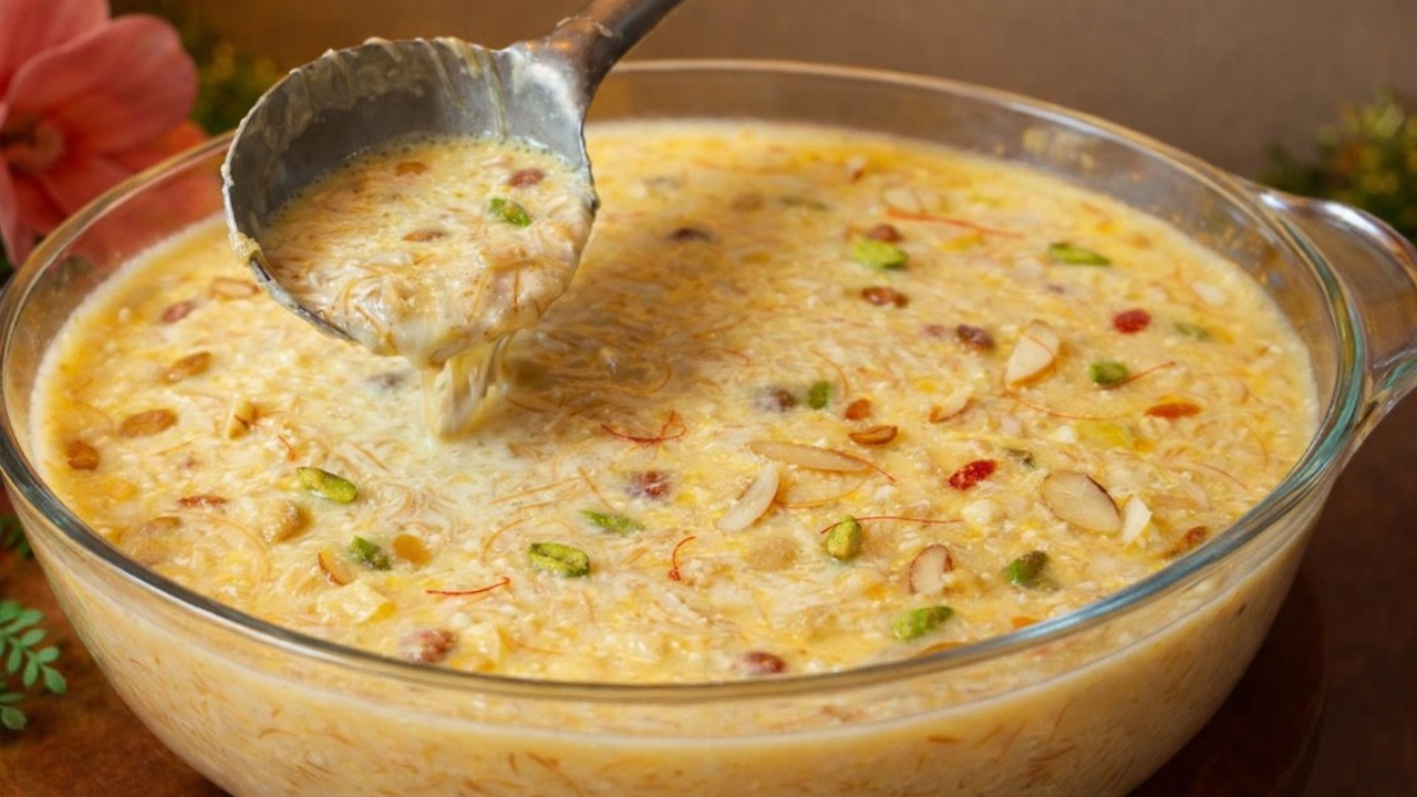 Eid Special Sheer Khurma Recipe | Best Sheer Khurma | Hyderabadi Sheer Khurma Recipe in Hindi .