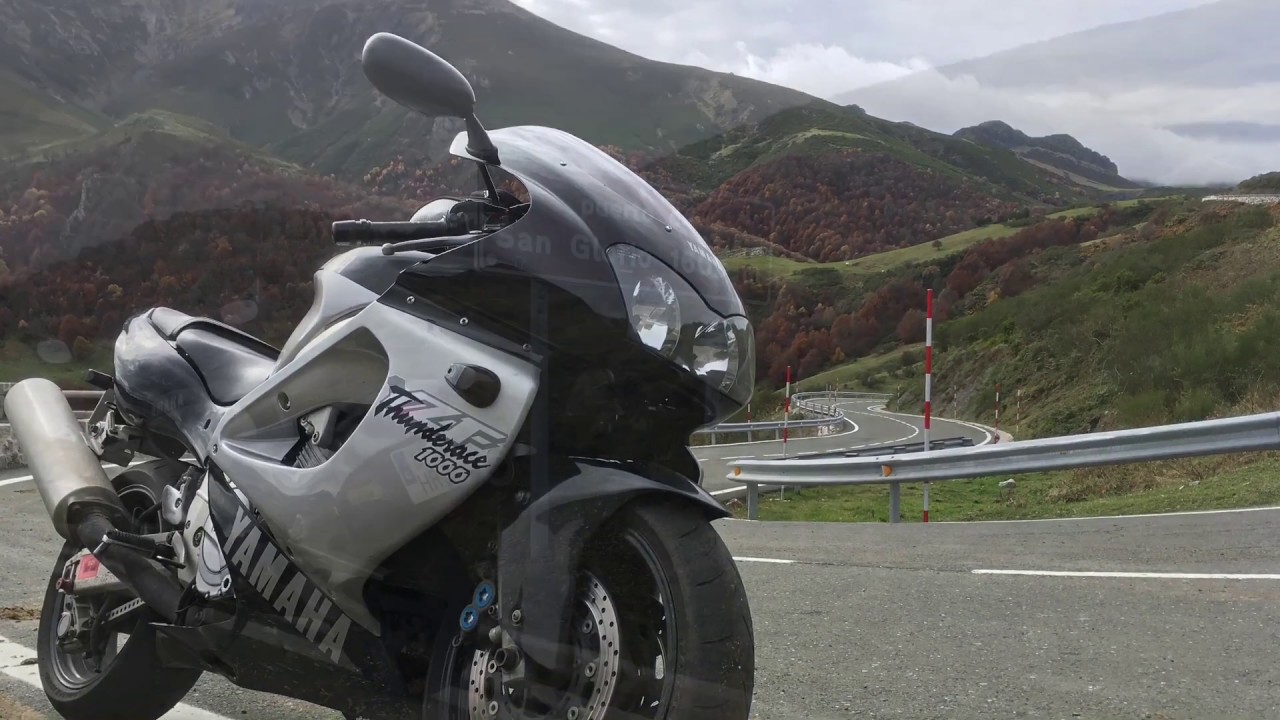 YAMAHA YZF1000R Thunderace Tribute