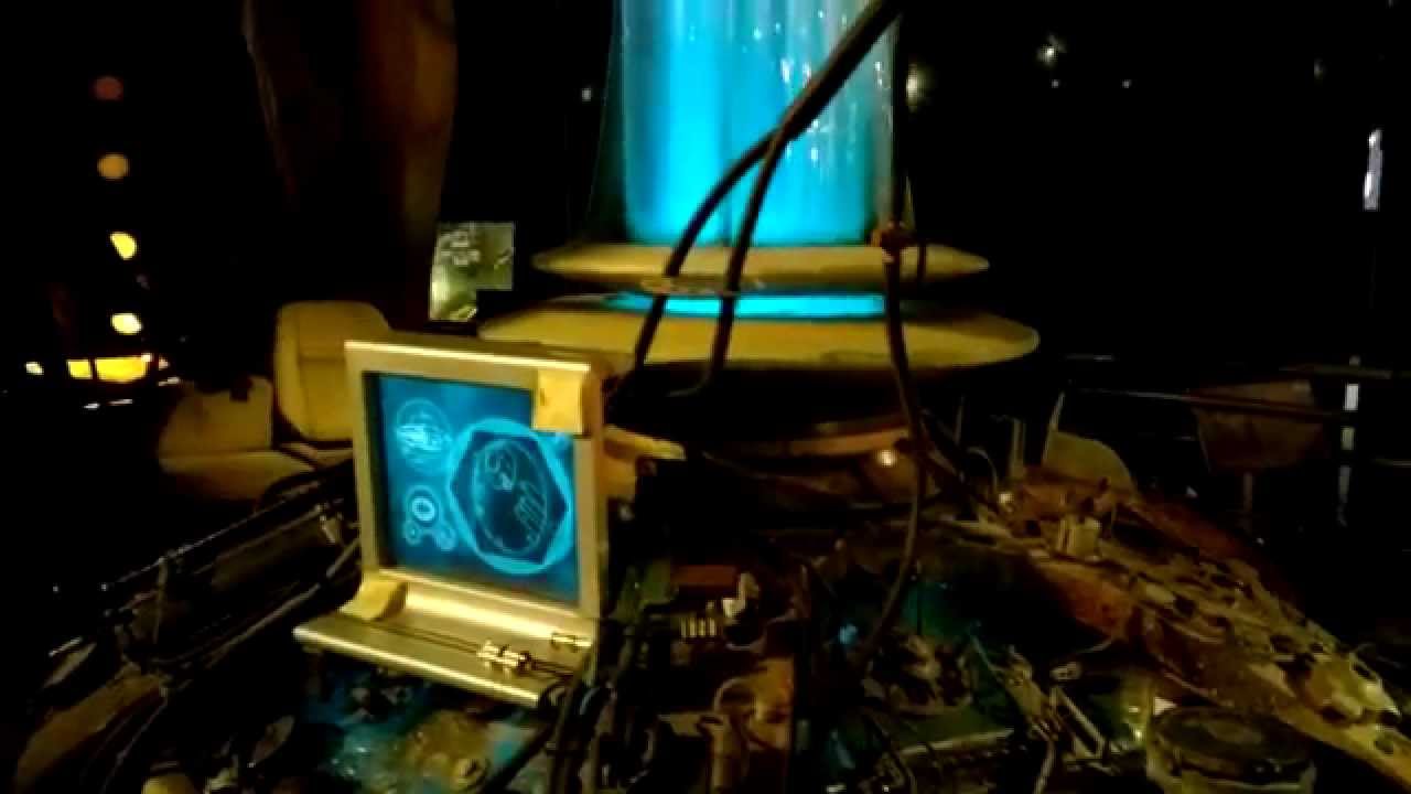 The 9th and 10th Doctor's TARDIS Control Room