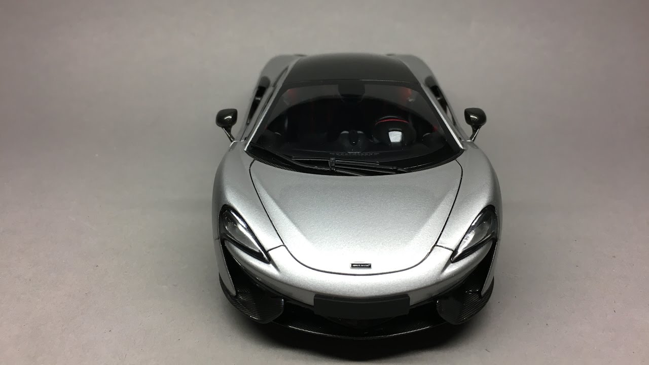 Revell: Mclaren 570S Slideshow