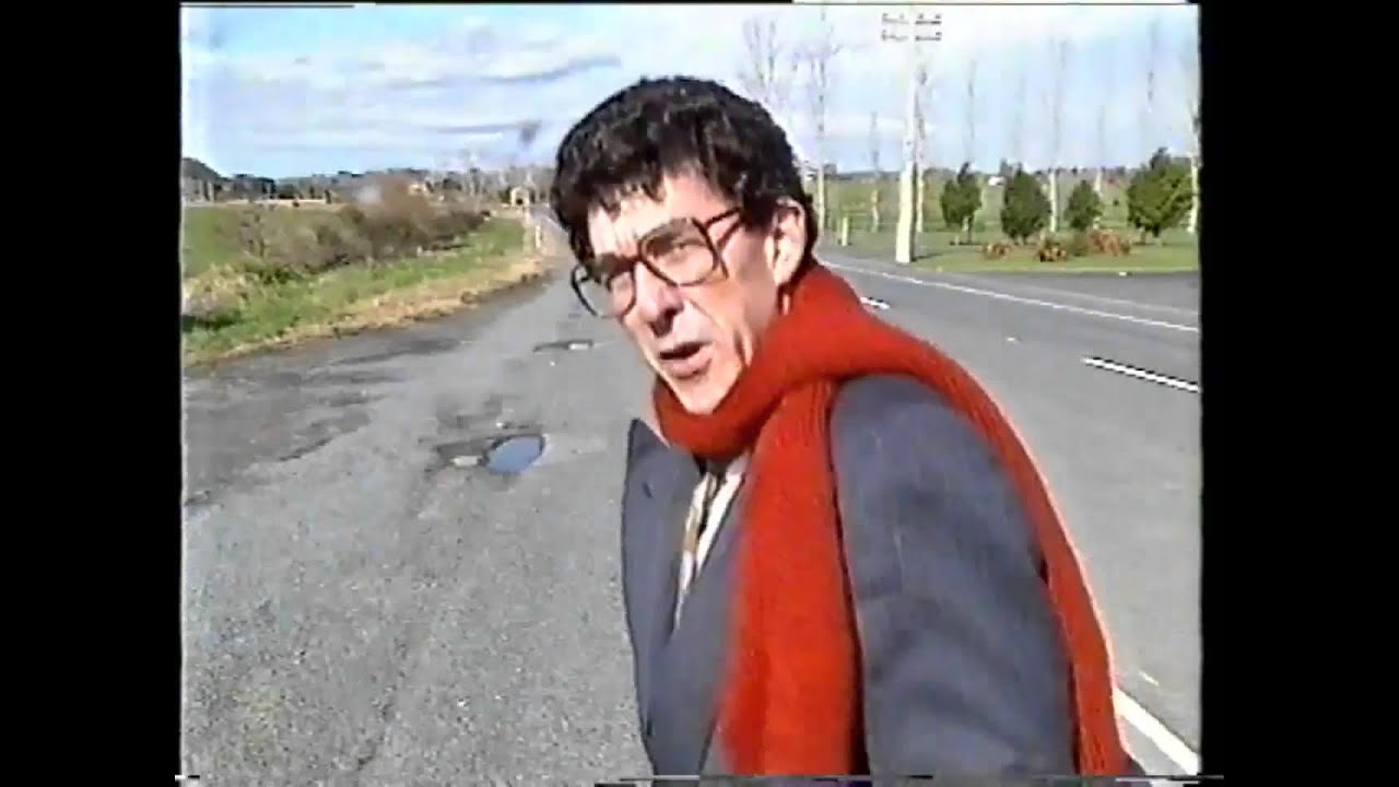 Holmes visits Kaukapakapa 1989
