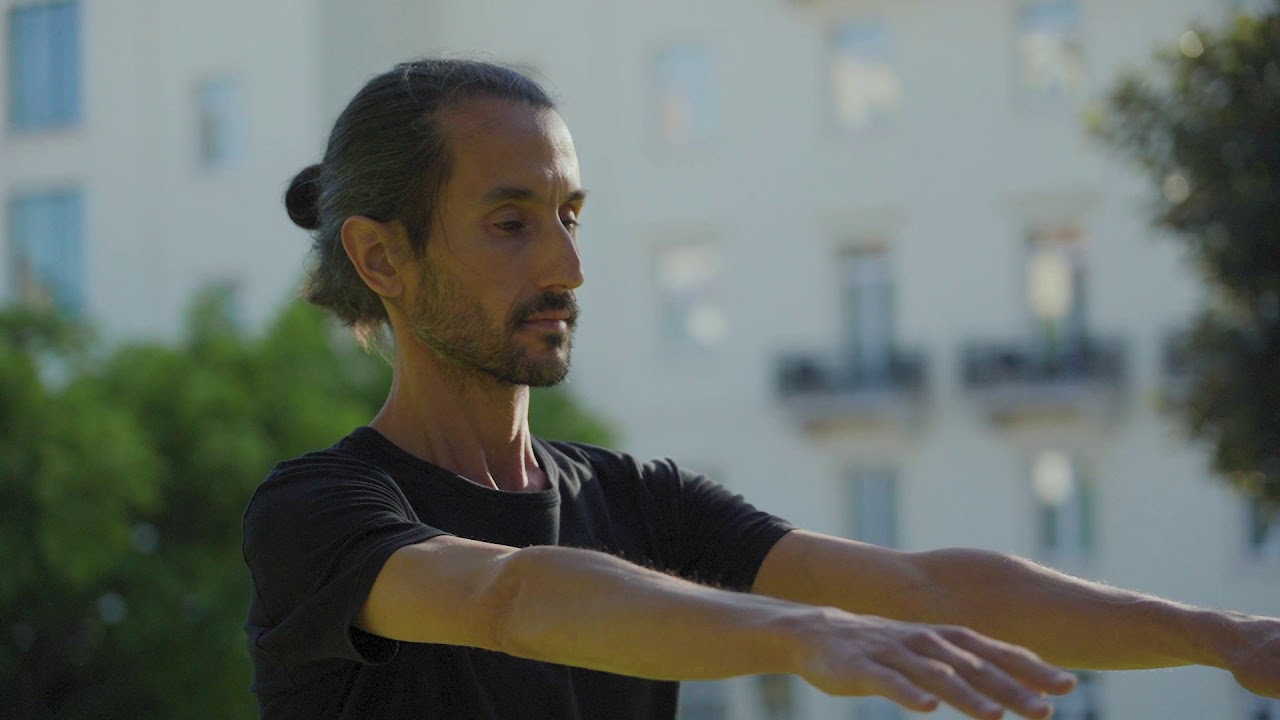 Pingshuai Gong by Paulo Fonte at Estoril Wellness Center
