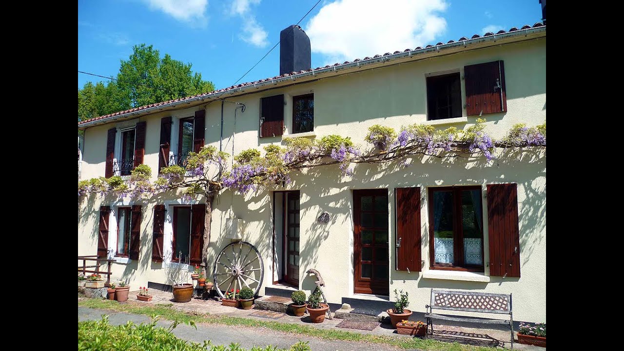 Les Glycines Gite -  a virtual tour
