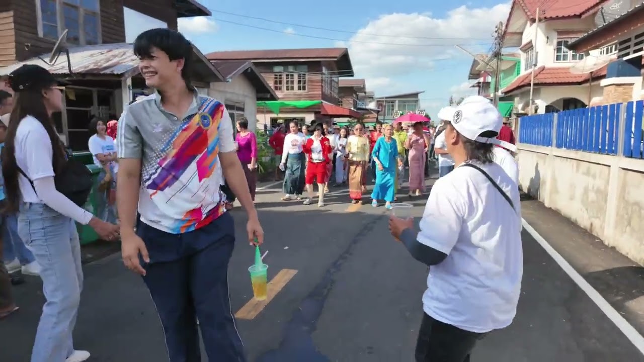 แห่บุญผะเหวดวัดสิงห์ทองเหนือ อำเภอทรายมูล ยโสธร#ประเพณีอีสาน #ม่วนๆ#ท่องเที่ยวเชิงวัฒนธรรม 