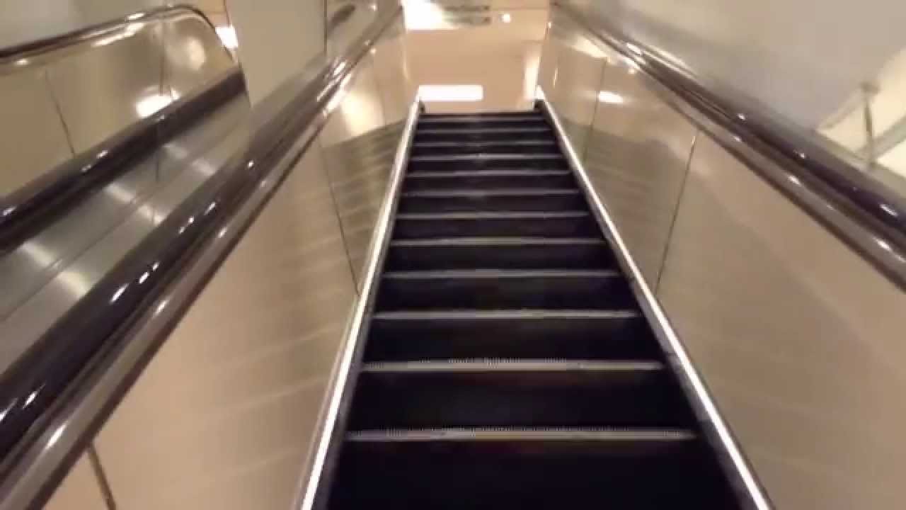 STORE CLOSED! 1960 Vintage Otis Escalators At Former Macy*s Tri-County Mall In Springdale, OH