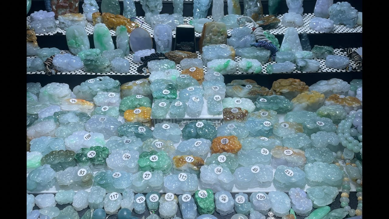 3月6號中班毛哥“翡翠貔貅一哥”正在直播！工廠貔貅一手貨源一件也是批發價#綠a翡翠 #jade #定制翡翠 #古玉收藏 #流量 #毛哥精選翡翠