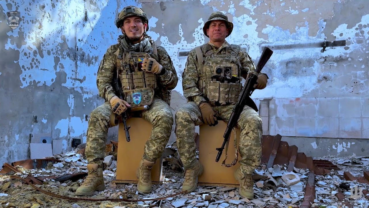 Медіна і Сурдо — добровольці з Колумбії, які вже кілька років разом із нами боронять Україну.