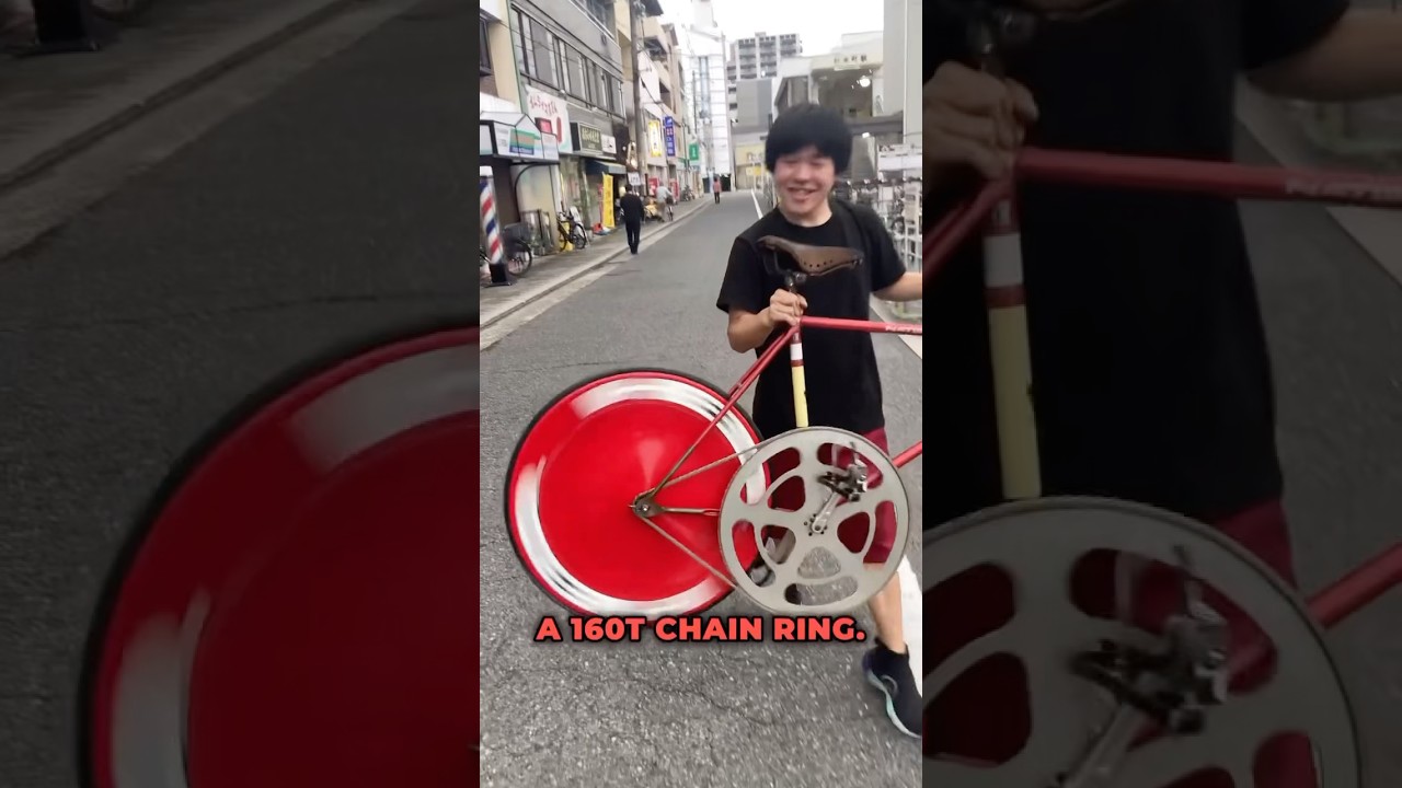 Typical Japanese person commuting by bicycle #fixedgear #trackbike