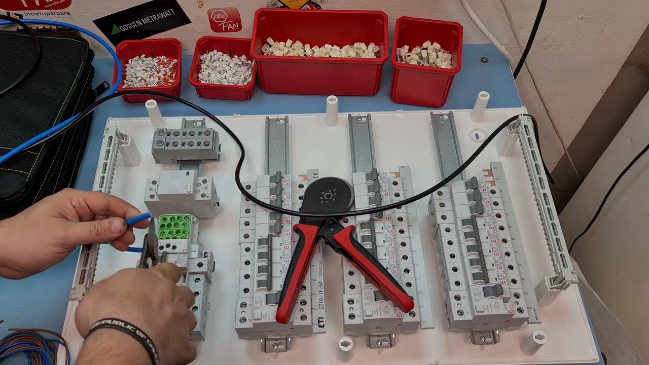 Cum echipam un tablou electric ETI de 72 de module pentru casa noua P+E  EP.2
