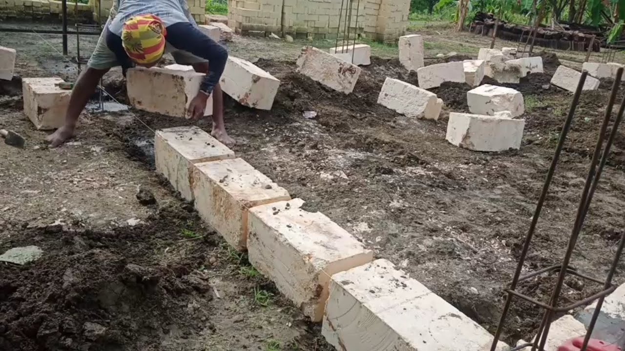 Pemasangan Pondasi Rumah Dengan Batu Bata Kumbung