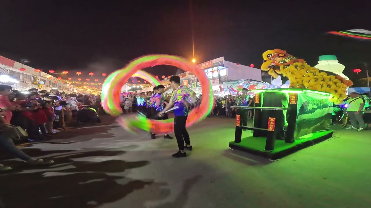 extraordinary lion dragon dance performance at chinese new year festival foh sang kota kinabalu