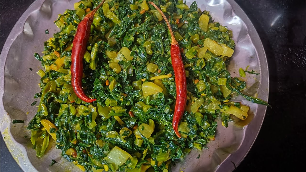 मूली के पत्तों की भुर्जी 😋 टेस्टी भी हेल्दी भी😋😋