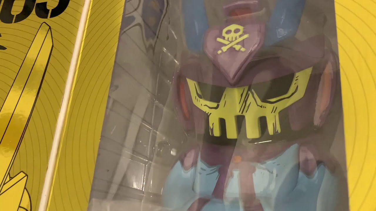 Unwrapping of SkellaTEQ MEGA TEQ63 by Trashbury x Martian Toys x Quiccs from 