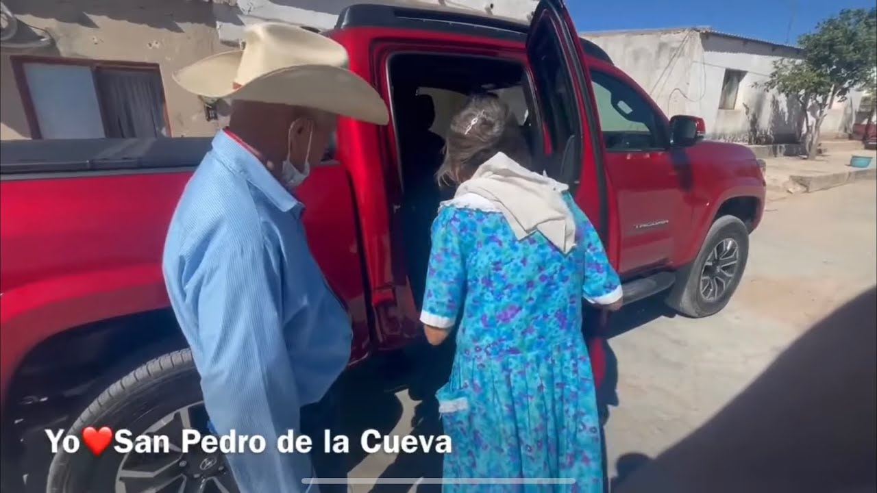 Don Pancho y Do&ntilde;a Coyo salen de paseo en mi nuevo Tacoma