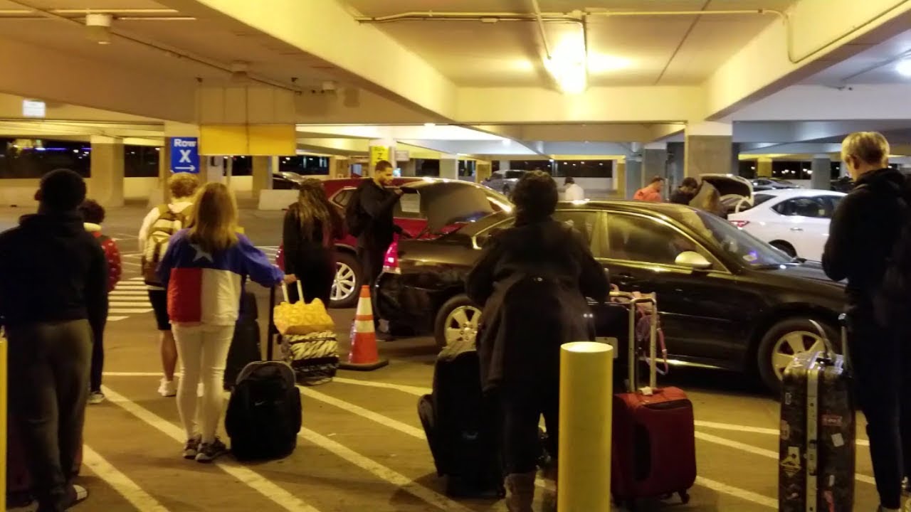 Uber & Lyft Las Vegas: Terminal 3 Pickup Point at McCarran International Airport