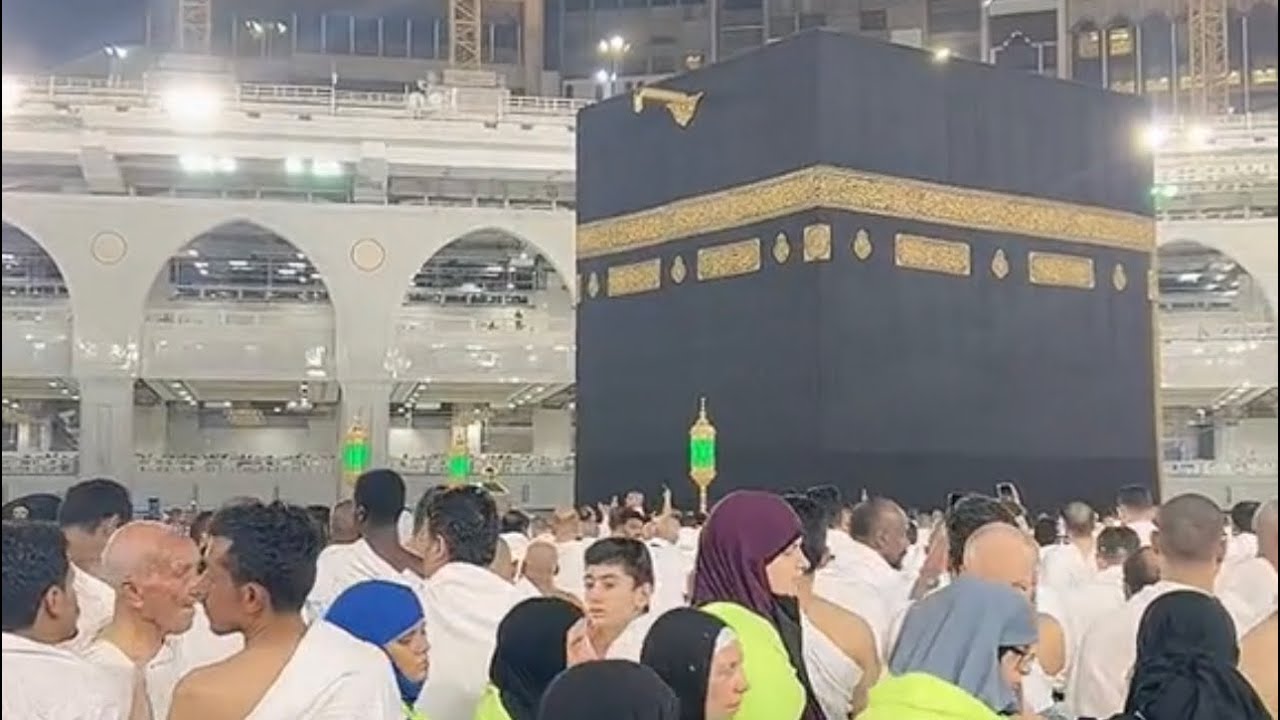 اللهم ارزقنا زيارة بيتك الحرام سنوات عديده  واعوامامديده#السعودية_الكويت _ #اكسبلور_فولو  العمرة