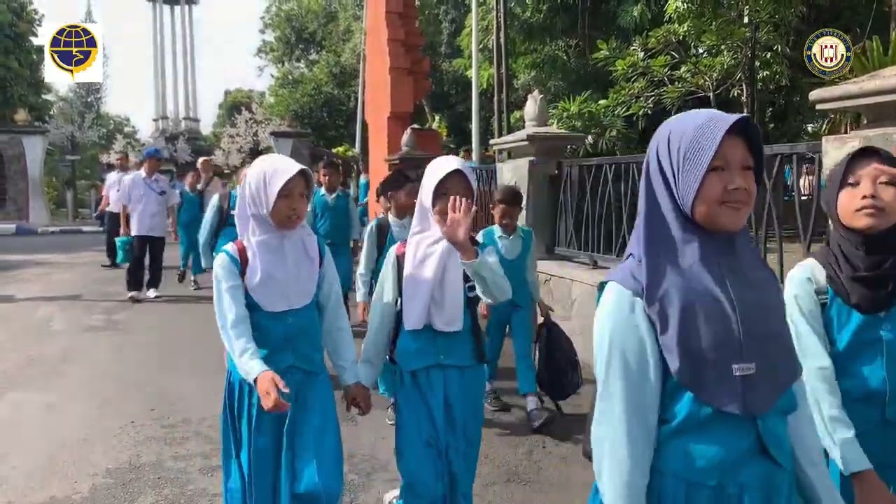 STUDY LITERASI SDN 1 PURWOREJO, PENDOPO KAB. TULUNGAGUNG, GEDUNG DPRD, PERPUSDA, MASJID ALMUNAWAR