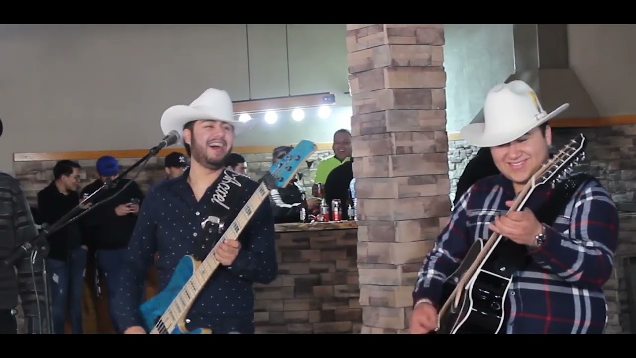 Fuera De Servicio NUEVA Sangre Oficial ft Teo Ibarra