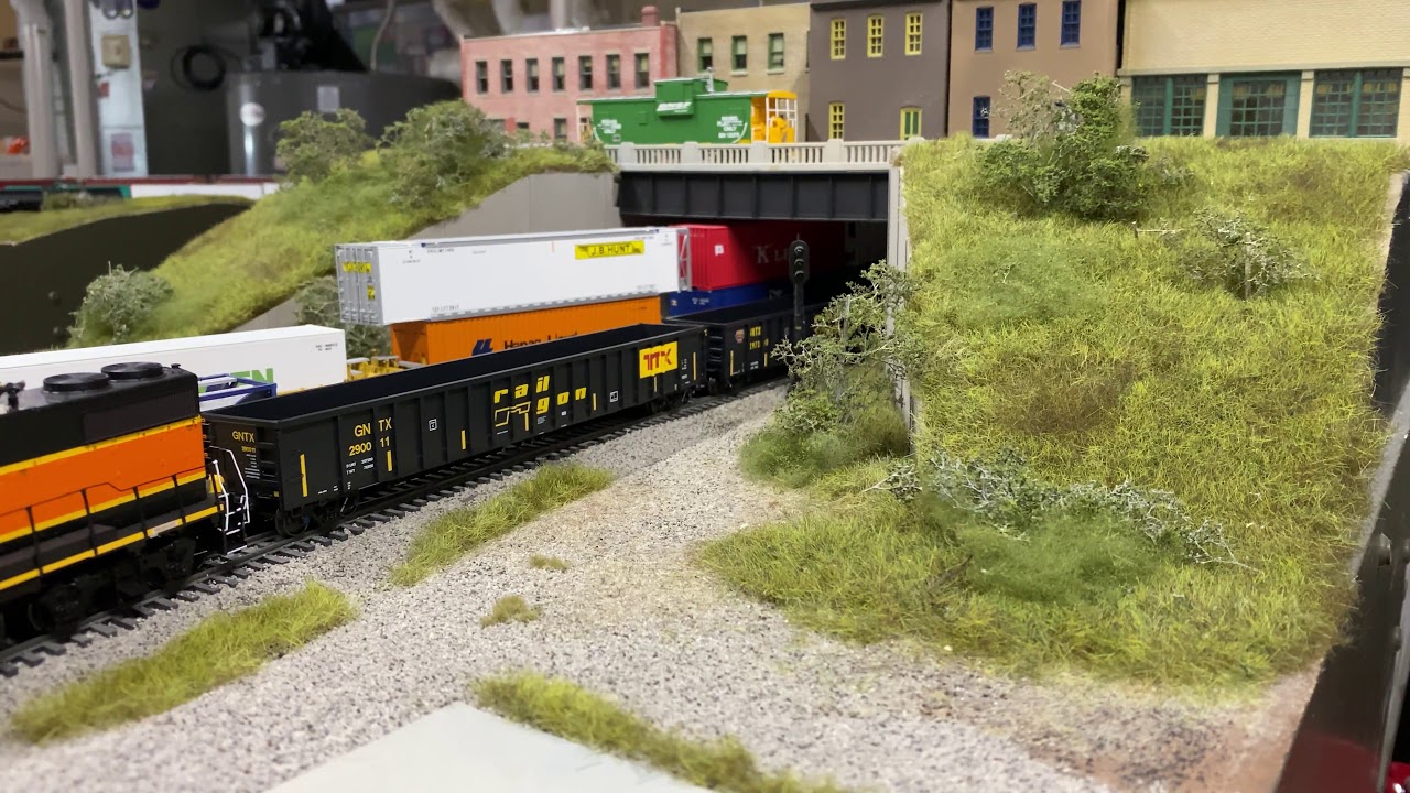 Review: HO Scale ExactRail Thrall 3654 Gondola