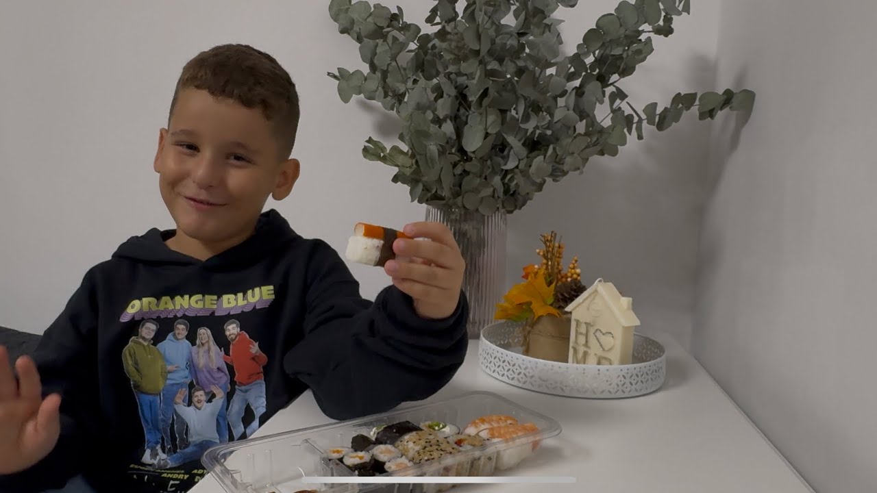 Mănânc SUSHI  pentru prima dată 🍱