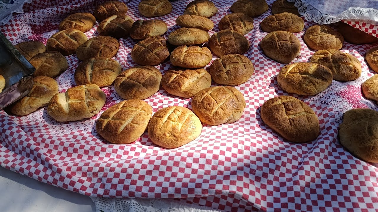  Pan Artesanal Horneado en Horno De Leña 