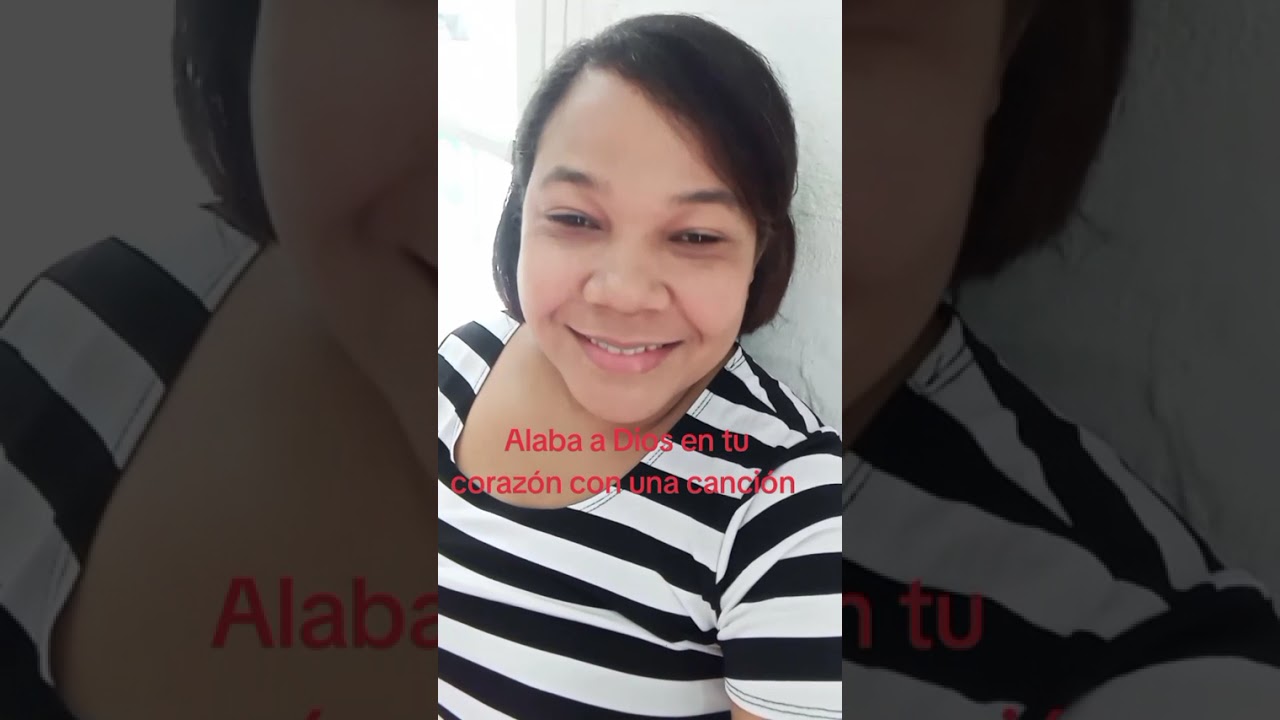 Alaba a Dios con una canción 