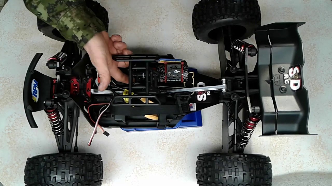 HOT RACINGS CENTER DIFF MOUNT & DIFF GEAR COVER FOR THE ARRMA KRATON #GKA #SCREAMINGDEMONSRC #NRC #