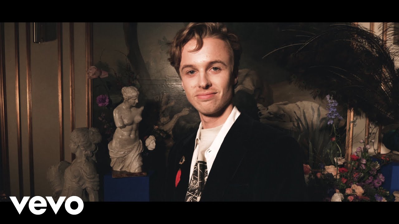 Isak Danielson - Domino