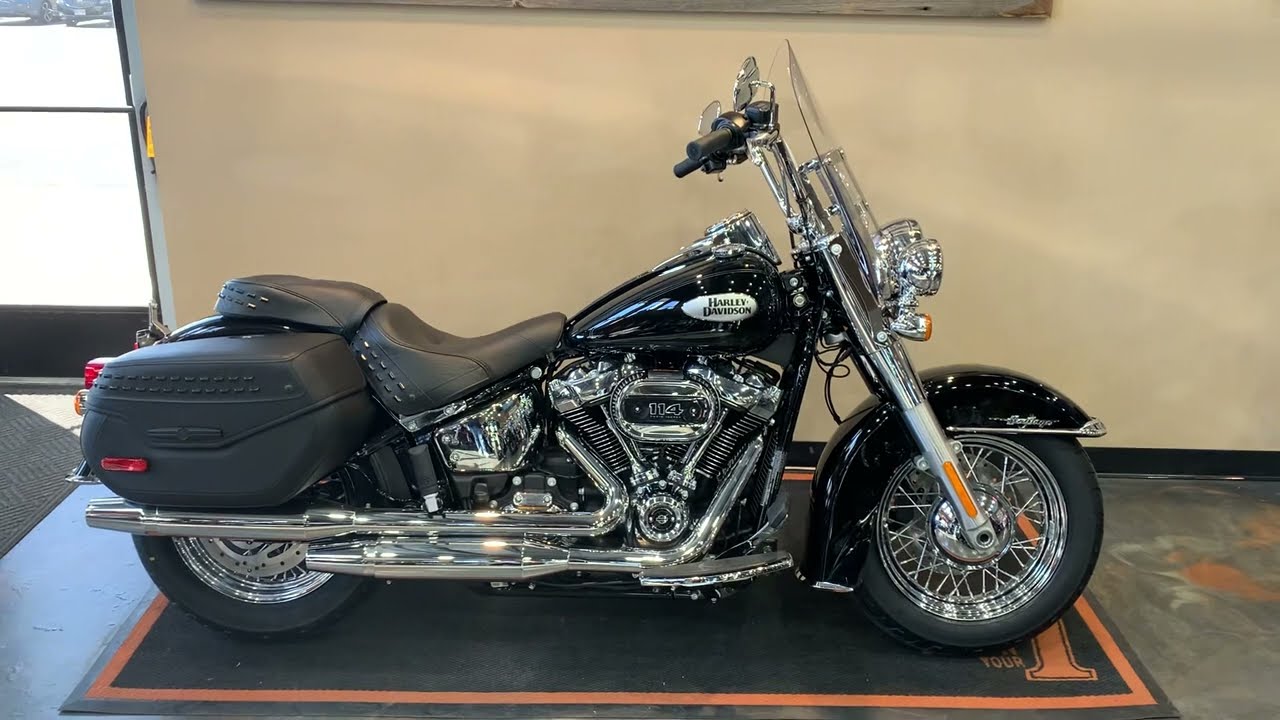 2024 Harley-Davidson Softail Heritage Classic 114 in Vivid Black with Chrome Trim-FLHCS