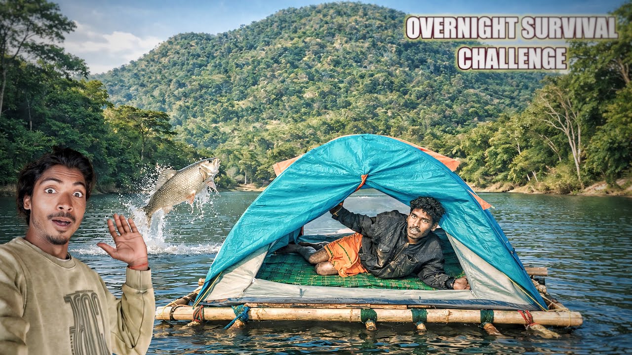 तालाब के बीच पानी के ऊपर किया कैम्पिंग Overnight Survival Challenge 😱 | Floating Camping India 