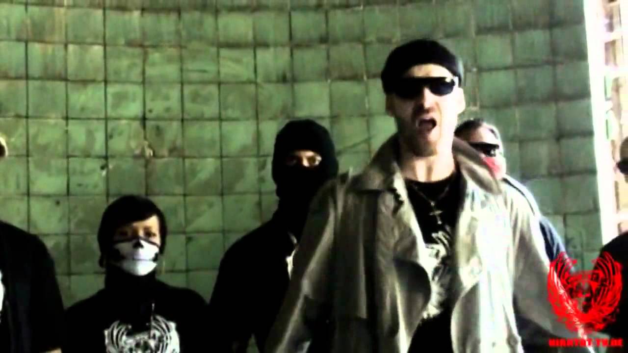 SCHWARTZ  SCREAM QUEEN  vom Album TEENIE SLASHER