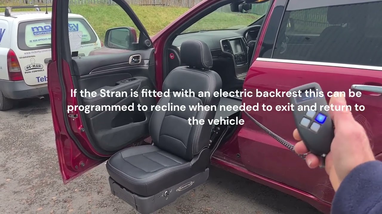 Guidosimplex  Stran rotating car seat fitted to a Jeep Cherokee