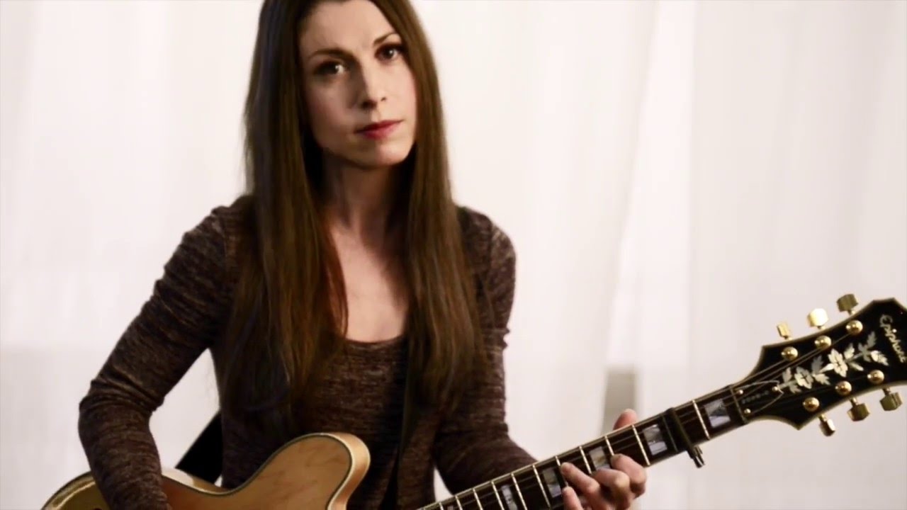 Natasha Borzilova-White Noise-Official Music Video