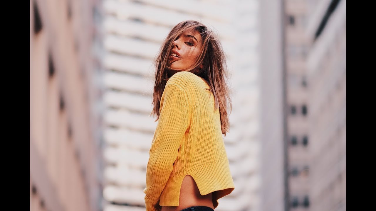 City style portraits w/ Nicole (Fujifilm X-T2 35mm F2 WR & 56mm F1.2)
