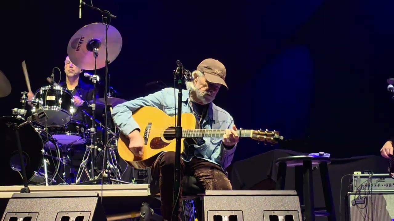 Robert Earl Keen -The Man Behind The Drums