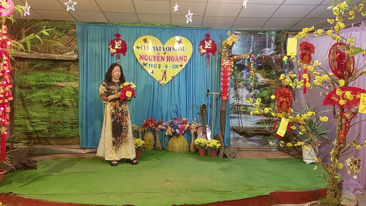 NGOC LIEU CK CON ME TINH AI 