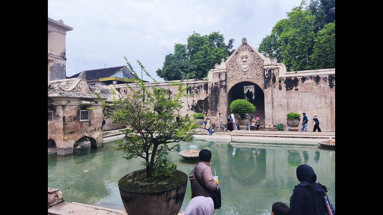 Keajaiban Tamansari Warisan Nilai Luhur dan Teknologi Sri Sultan Hamengku Buwono