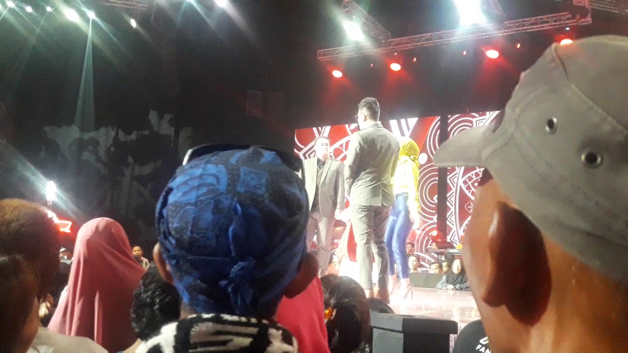 centilnya......lesty kasih contoh bawakan lagu centil