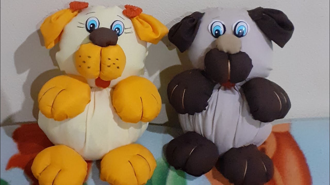 Peso de Porta Cachorrinhos de Fuxico. @taniamultiarts