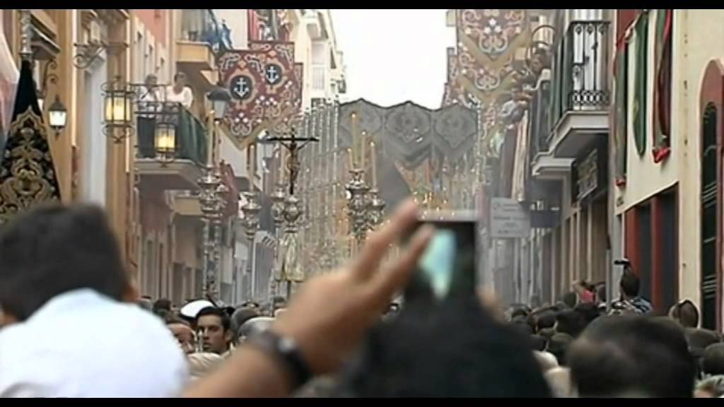 Salida Extraordinaria de la Esperanza de Huelva 2014