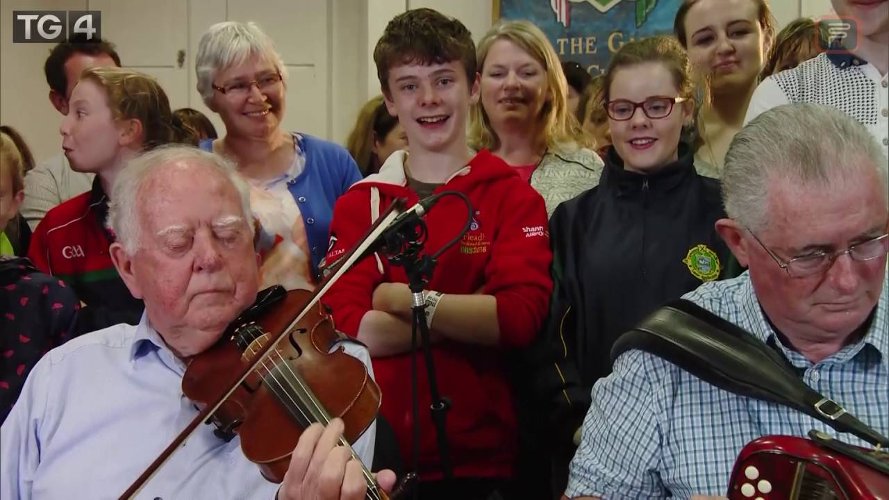 Vincent Griffen & Joe Fitzgerald - Cnoc na Gaoithe - FleadhTV 2016