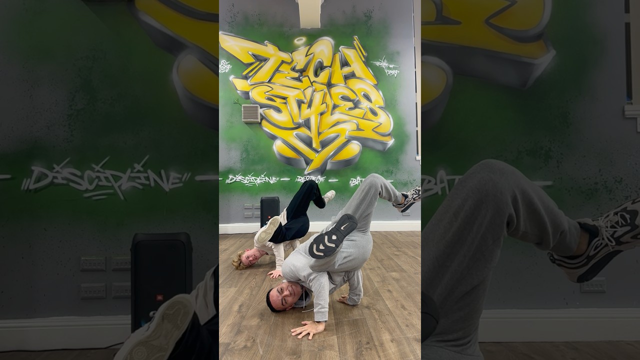 Double Baby Freeze Tutorial 📚📚 #breakdance #tutorial #bboy #dance #dancer #dancers #dancevideo
