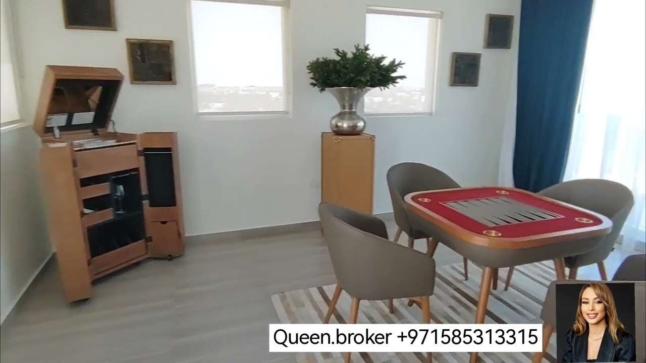 the cheapest Townhouse in Dubai ,tour inside the show villa and the water community ,1.7M AED only