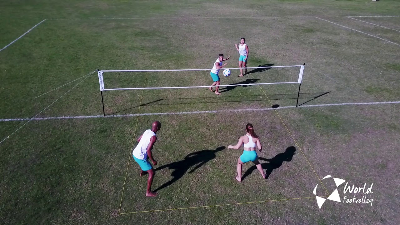 How to play Footvolley? Step 3